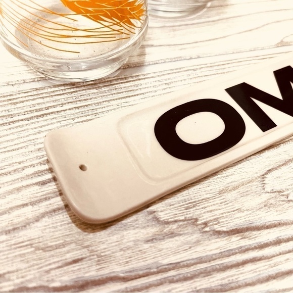 URBAN OUTFITTERS OM Incense Holder Burner Zen OMMMM Home Decor Ceramic - Picture 2 of 6